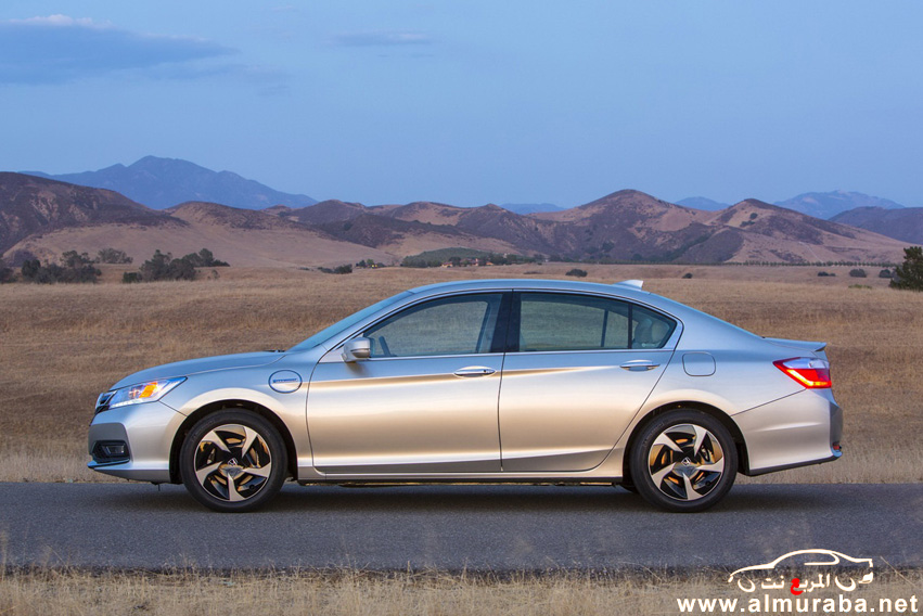 رسمياً صور هوندا اكورد 2013 اكثر من 60 صورة بجودة عالية وبالألوان الجديدة Honda Accord 2013 56